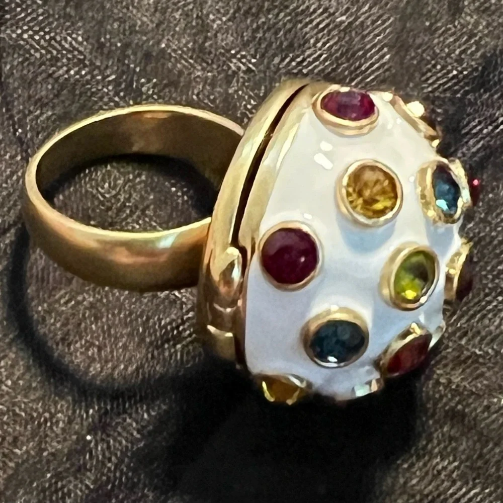 🆕Tory Burch Authentic Locket Magnetic Ring White Enamel & Colorful Stones Size 7